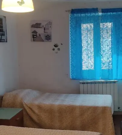 Daphne'S House